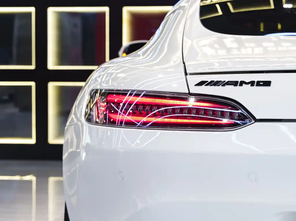 MERCEDES-BENZ AMG GT