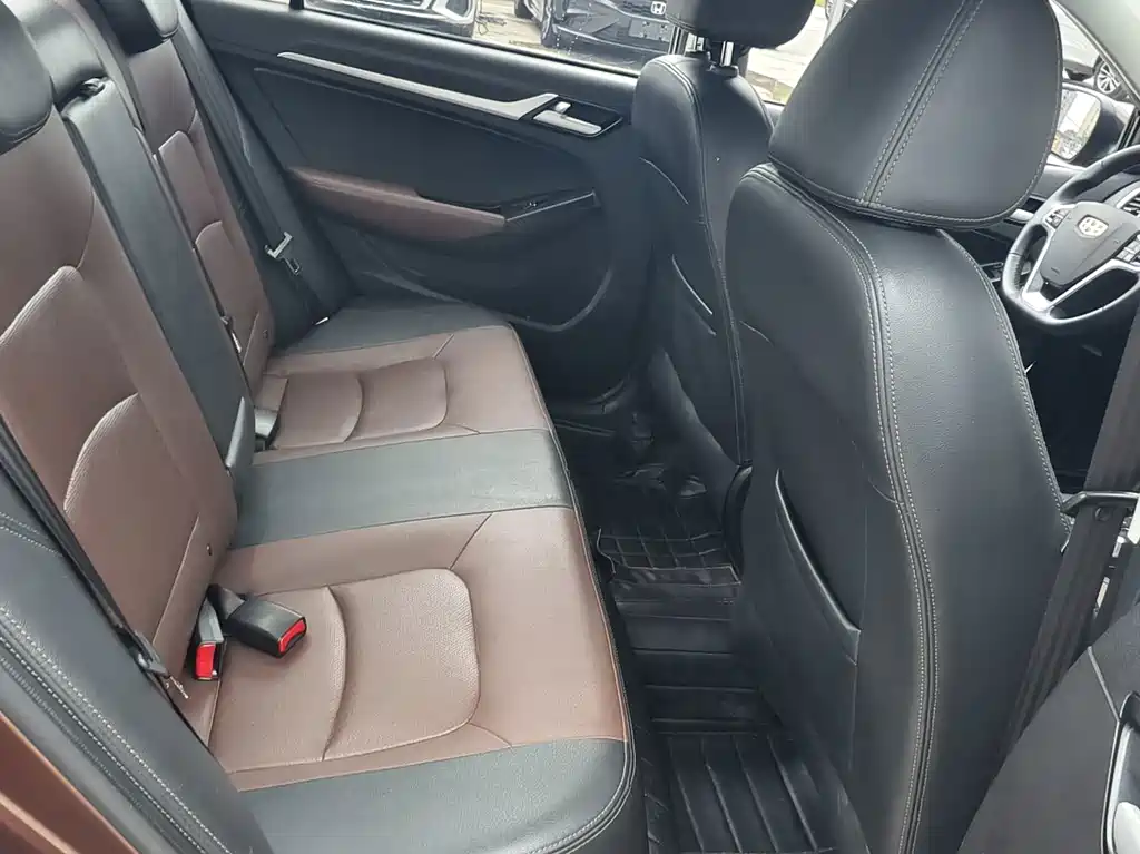 Geely Vision — миниатюра 9
