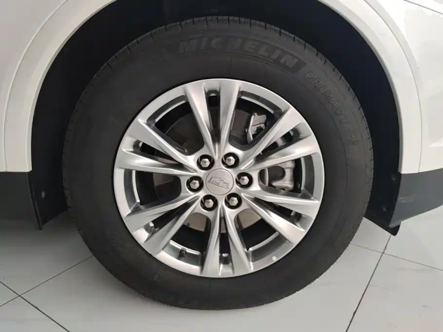 Cadillac XT5 — миниатюра 6
