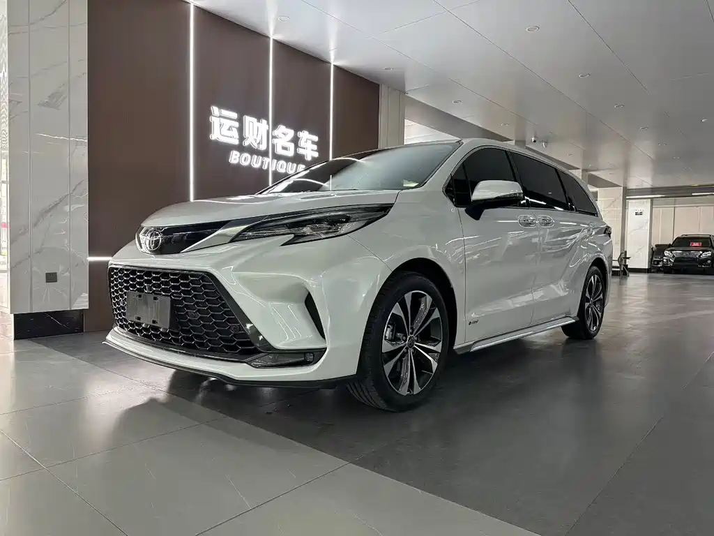 Toyota Granvia 2025