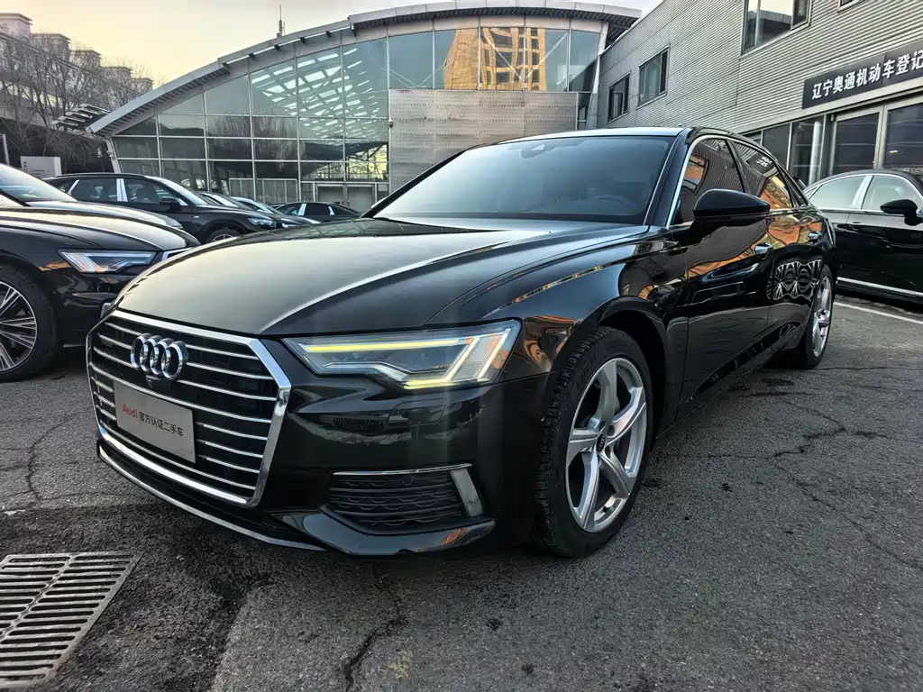 Audi A6L 2022
