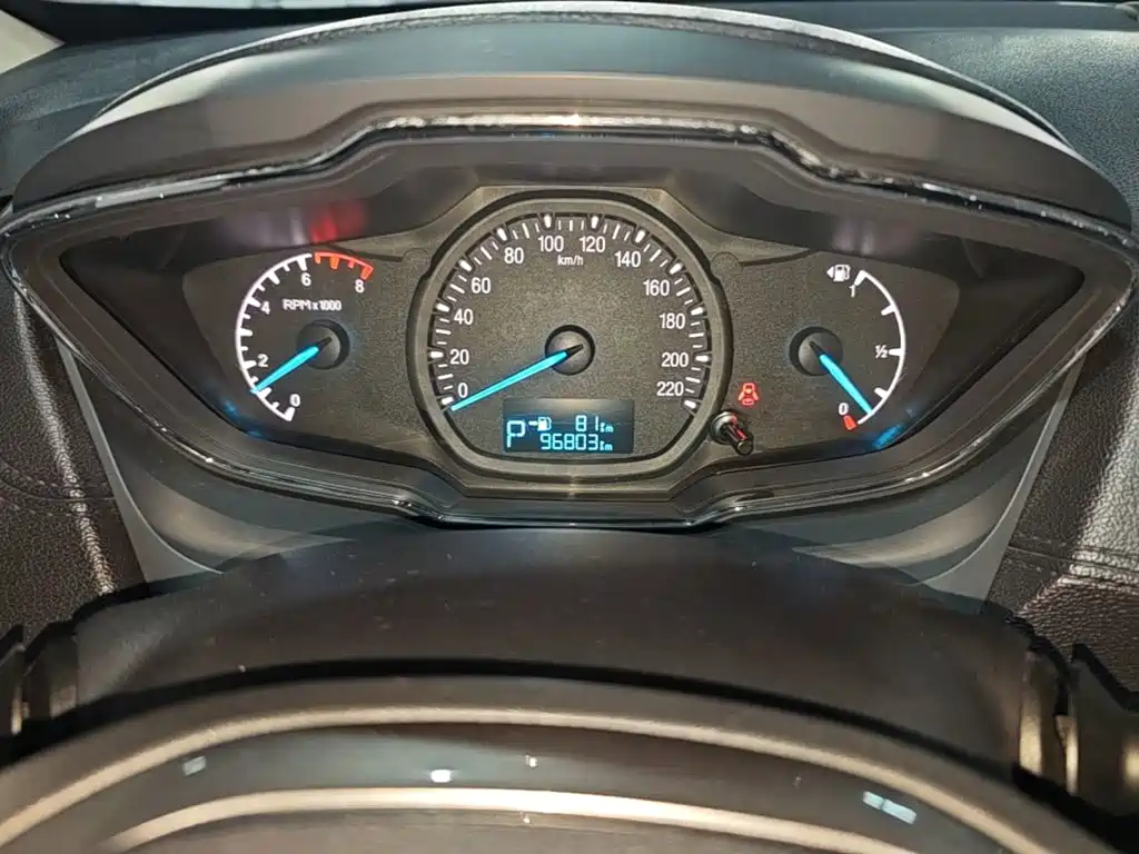 Ford Escort — миниатюра 12