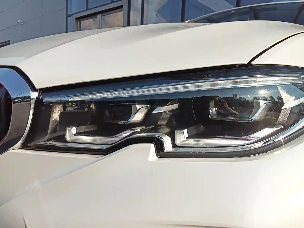BMW 3 Series — миниатюра 5