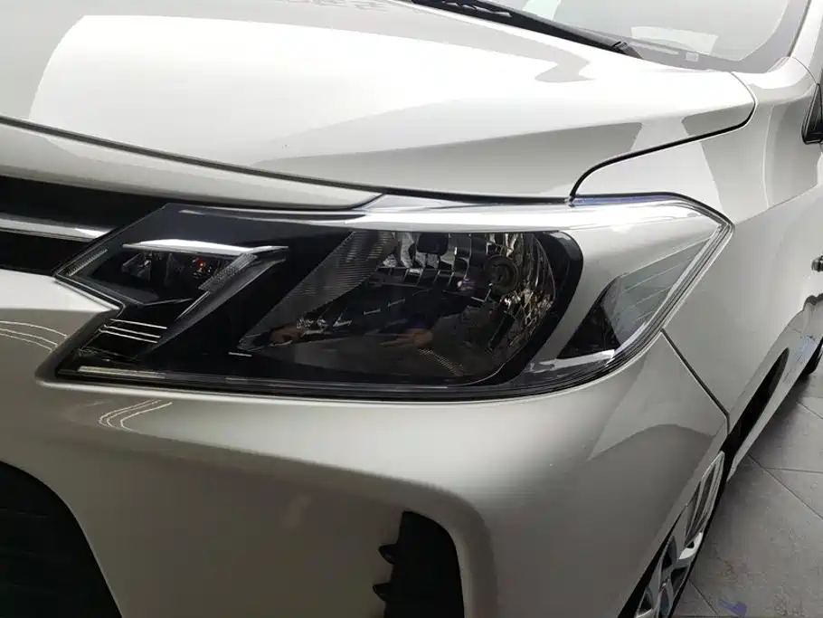 Toyota Vios — миниатюра 5