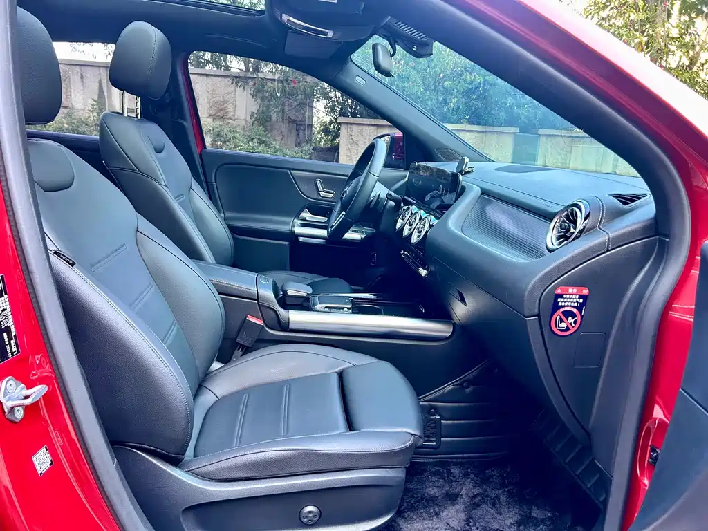 Mercedes-Benz GLA — миниатюра 14