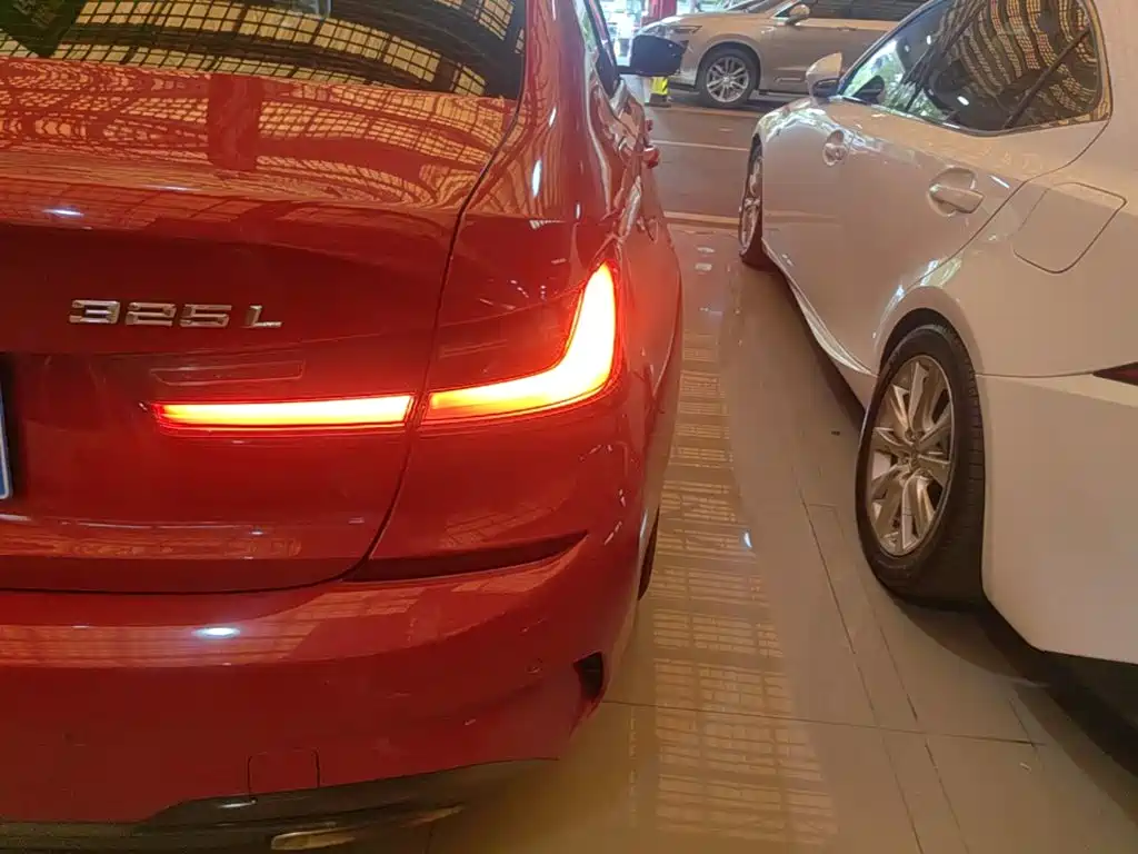 BMW 3 Series — миниатюра 8
