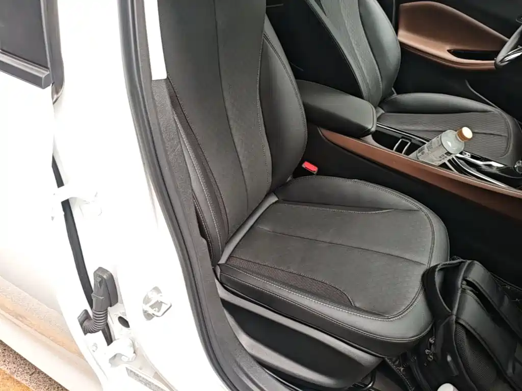 Buick Verano — миниатюра 25