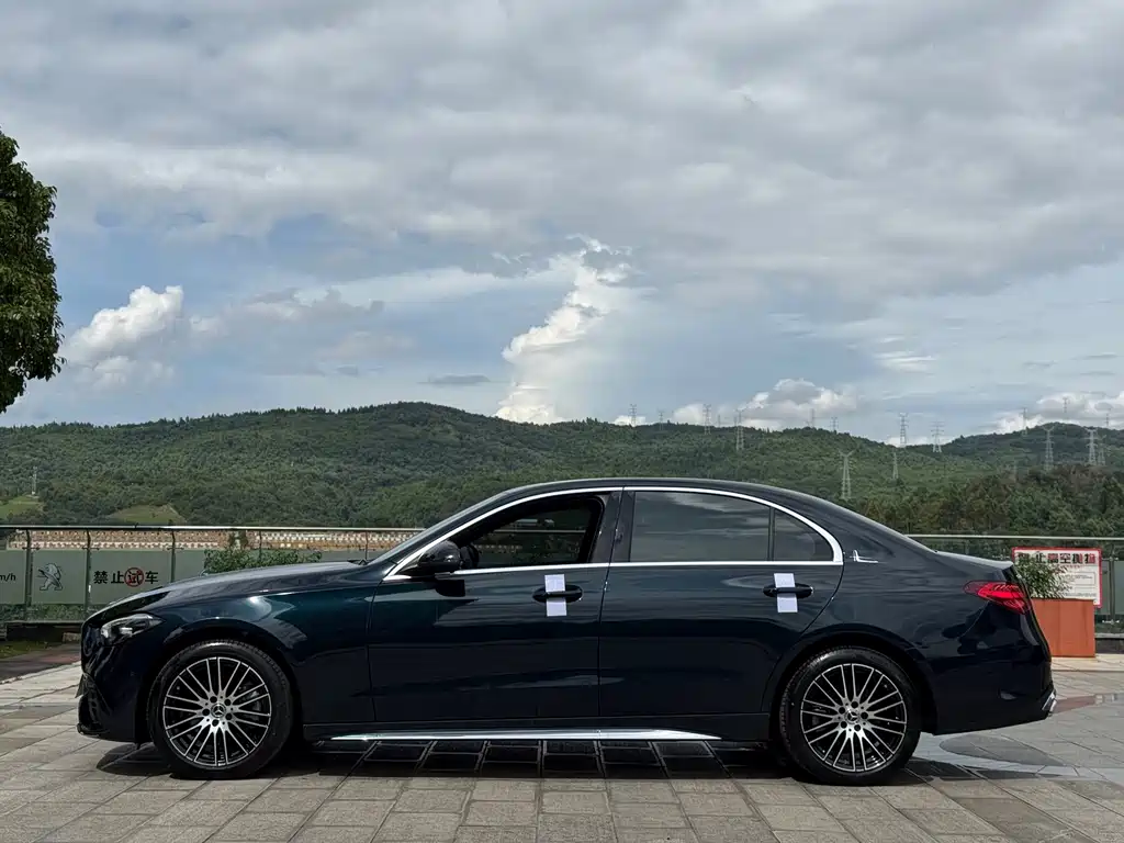 Mercedes-Benz C-Class — миниатюра 10