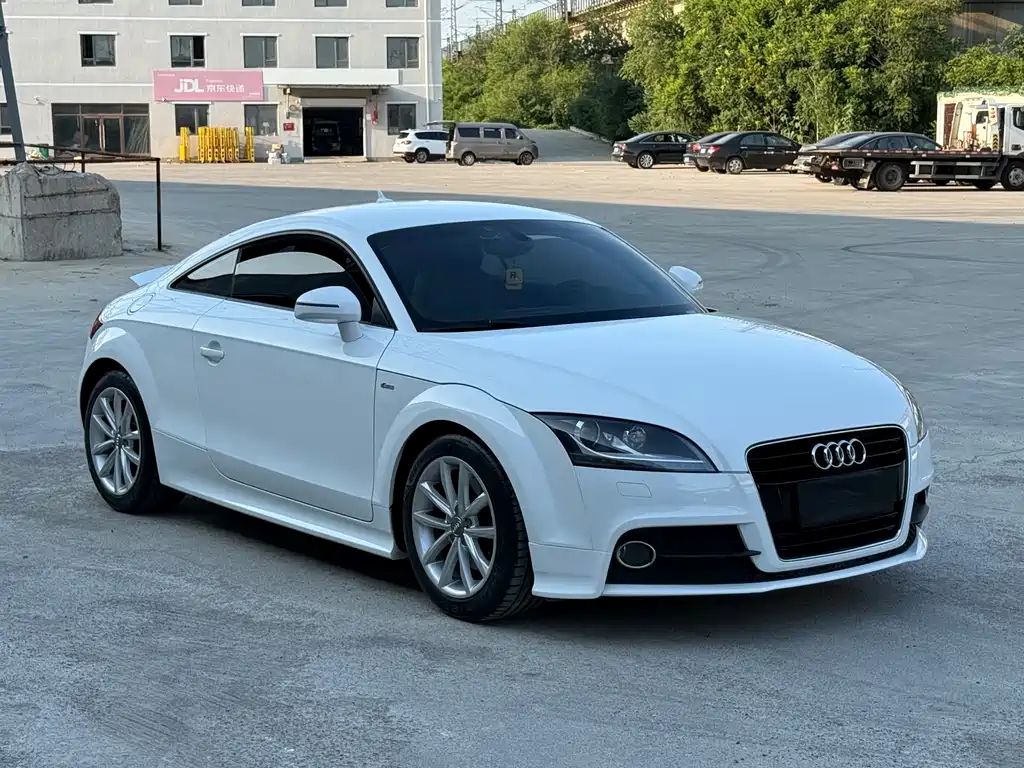 Audi TT — миниатюра 3
