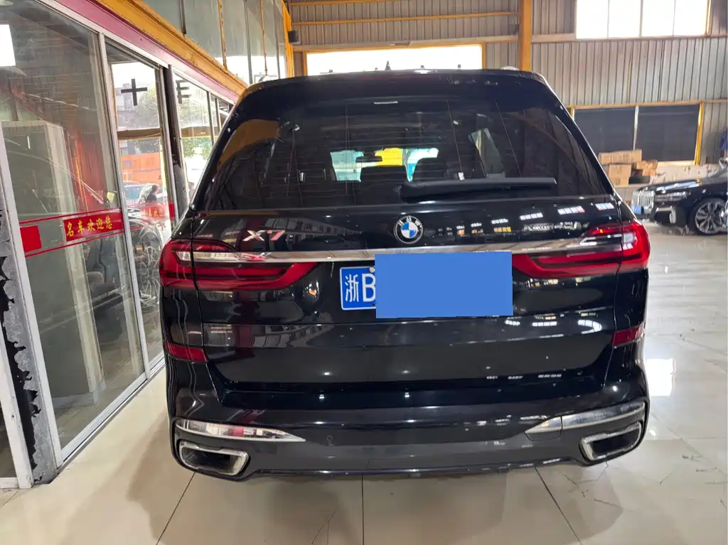 BMW X7 — миниатюра 8