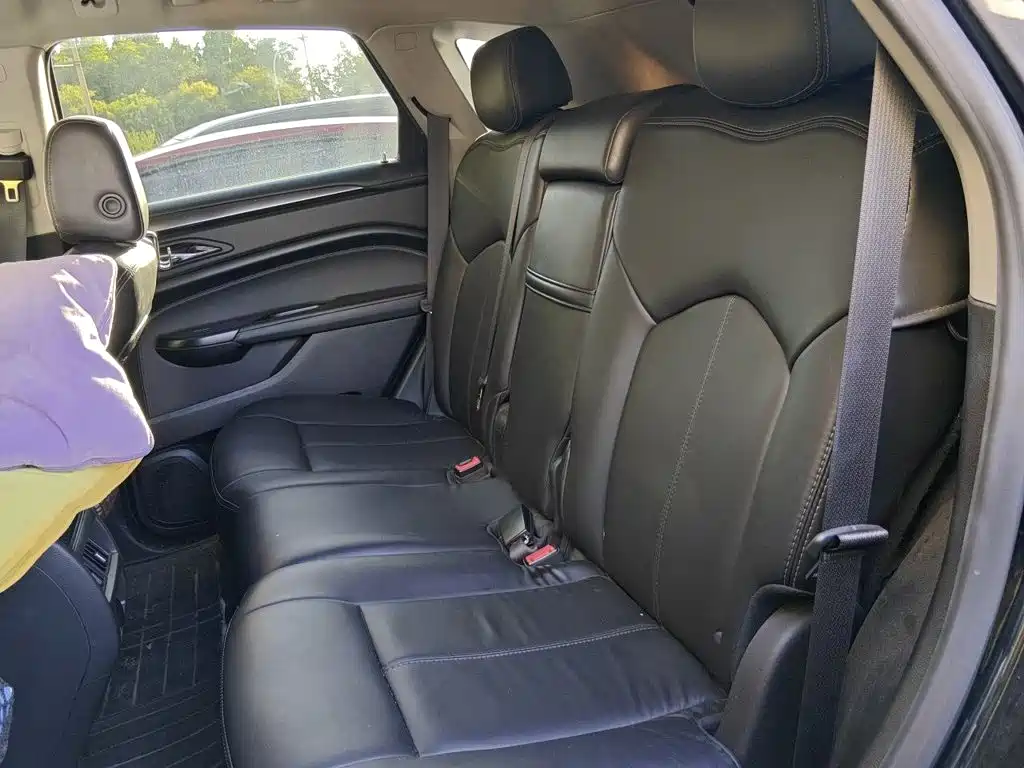 Cadillac SRX — миниатюра 13