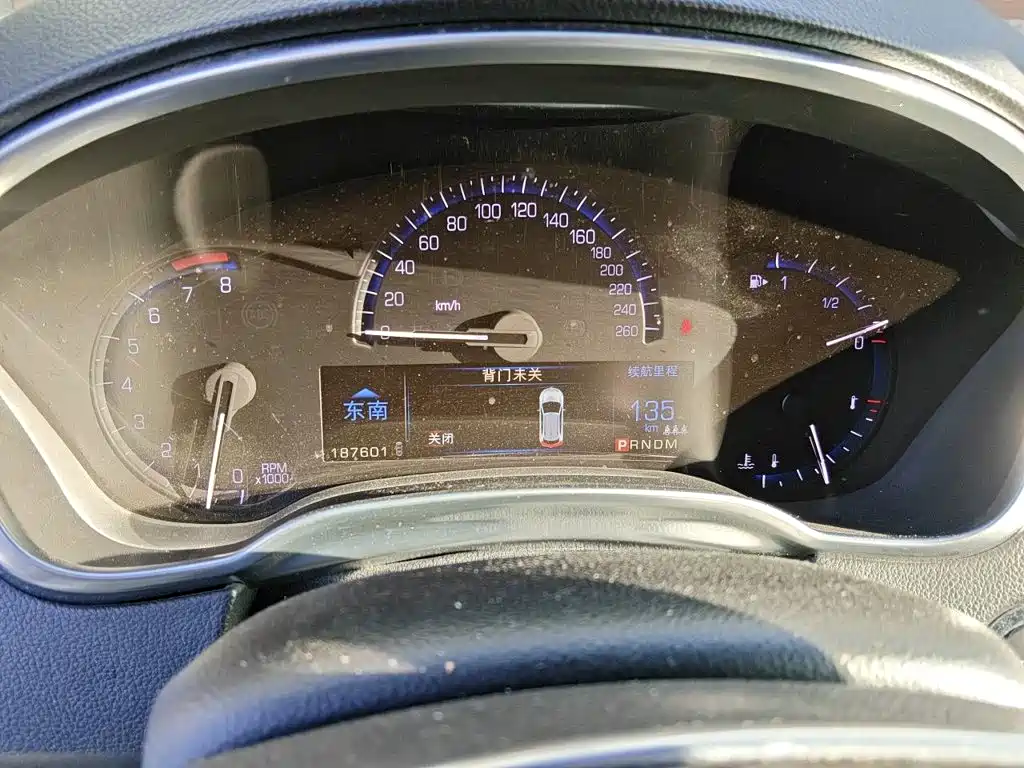 Cadillac SRX — миниатюра 7
