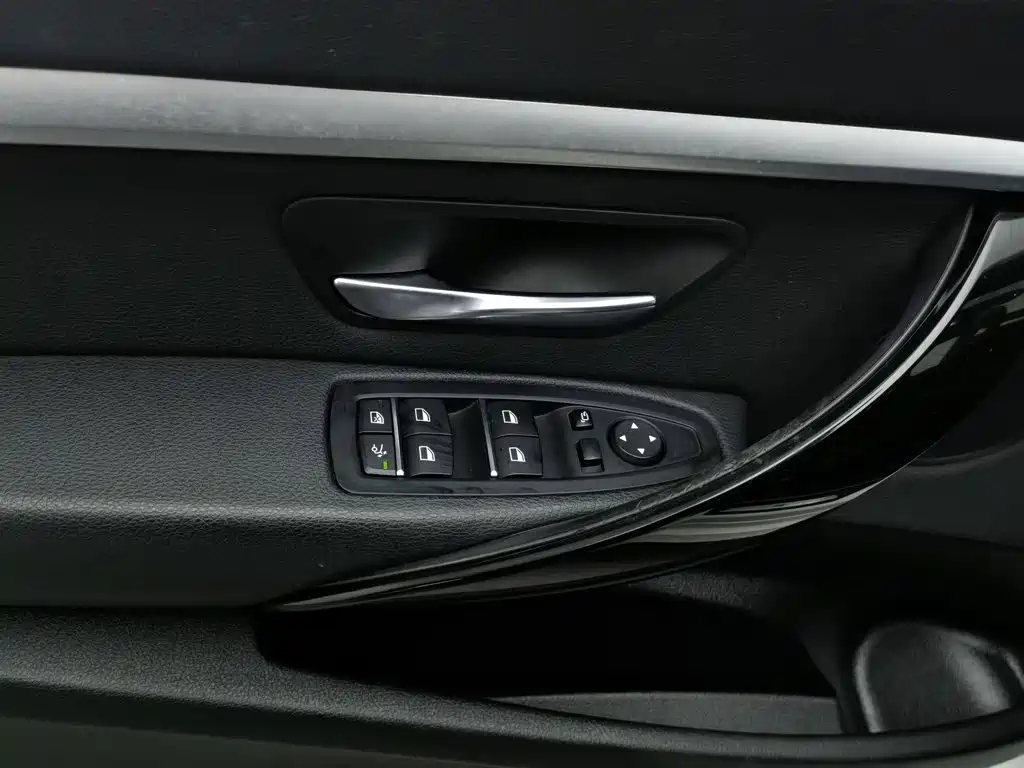 BMW 3 Series GT — миниатюра 9