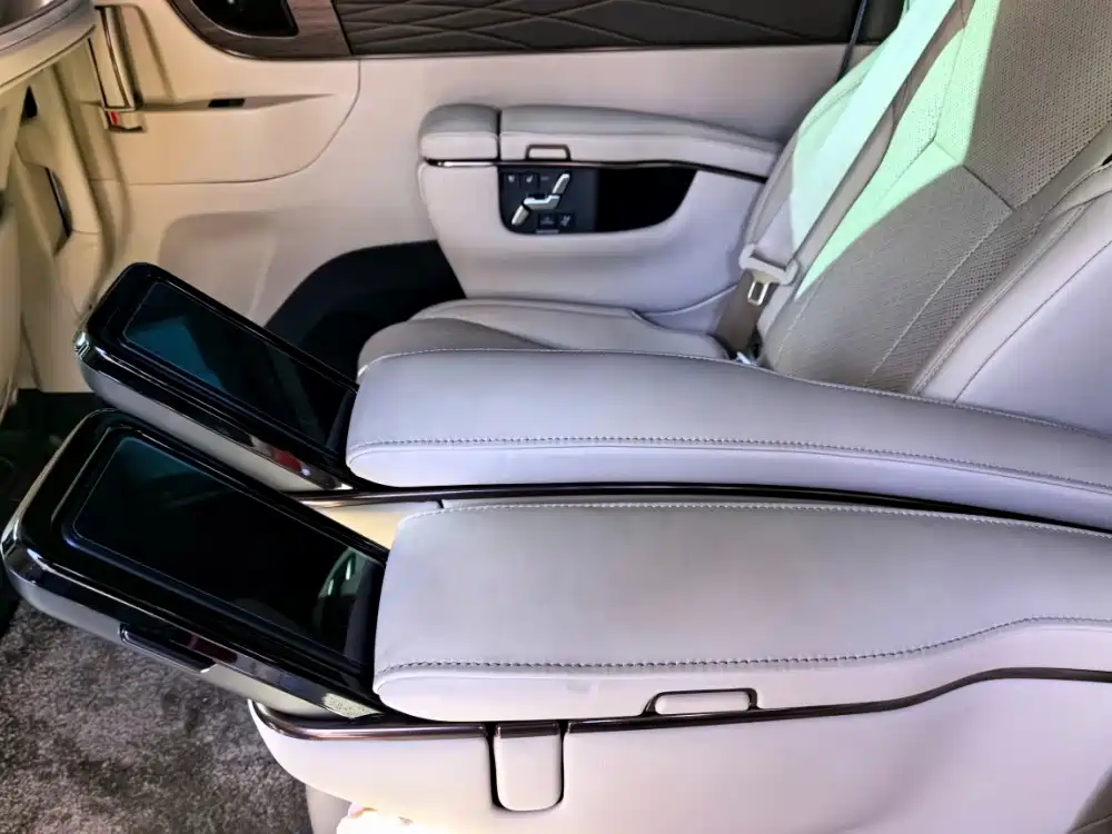Toyota Vellfire — миниатюра 9