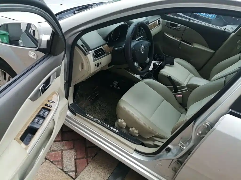 Buick Excelle — миниатюра 16