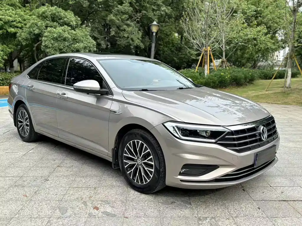 Volkswagen Sagitar — миниатюра 2