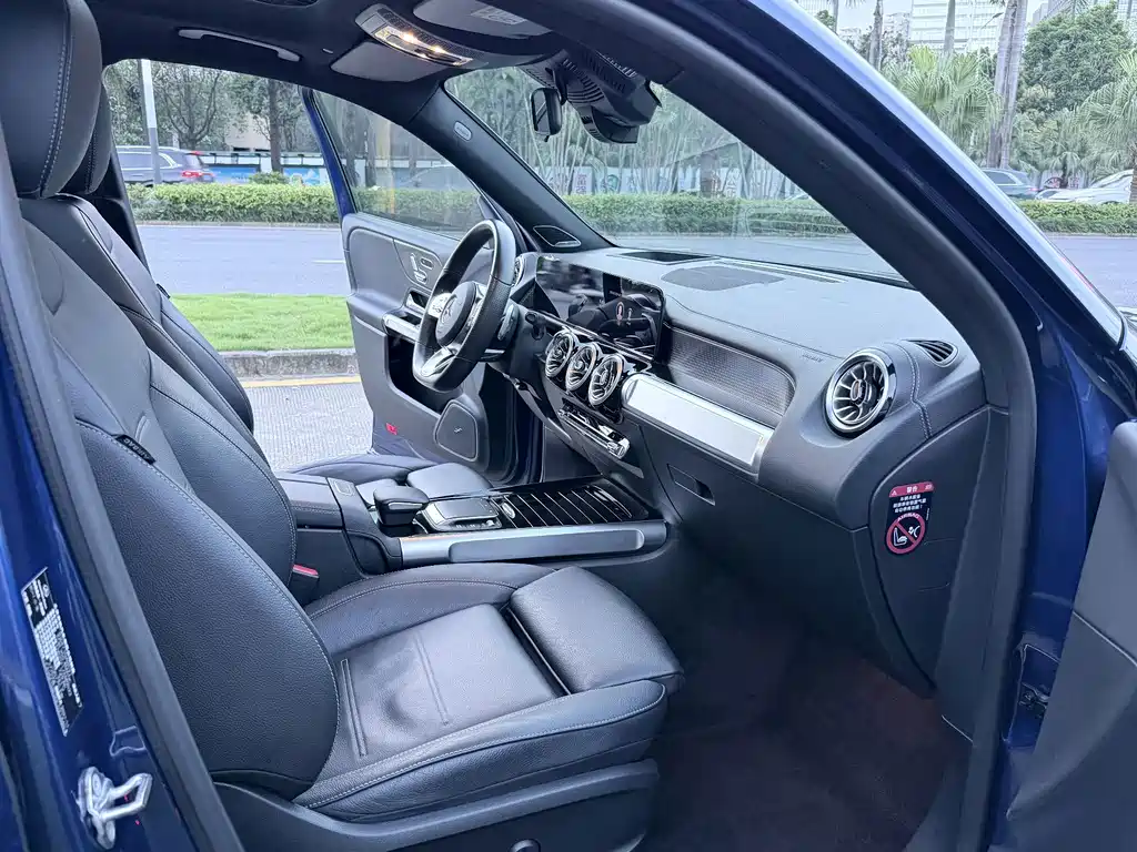 Mercedes-Benz EQB — миниатюра 7