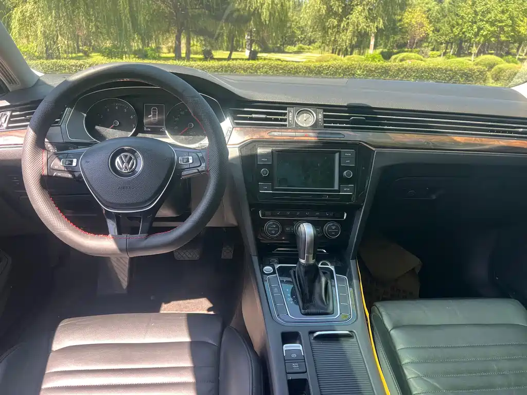 Volkswagen Magotan — миниатюра 5