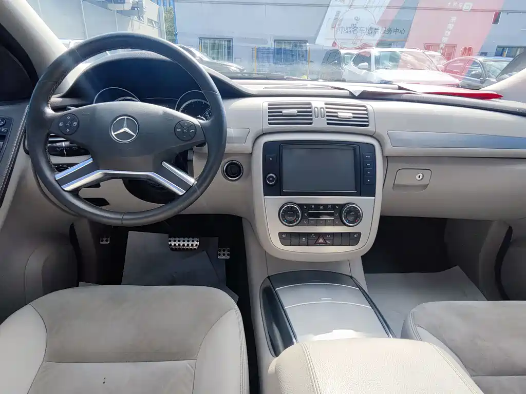 Mercedes-Benz R-Class — миниатюра 9