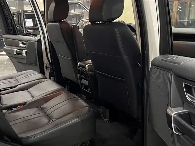 Land Rover Discovery — миниатюра 15
