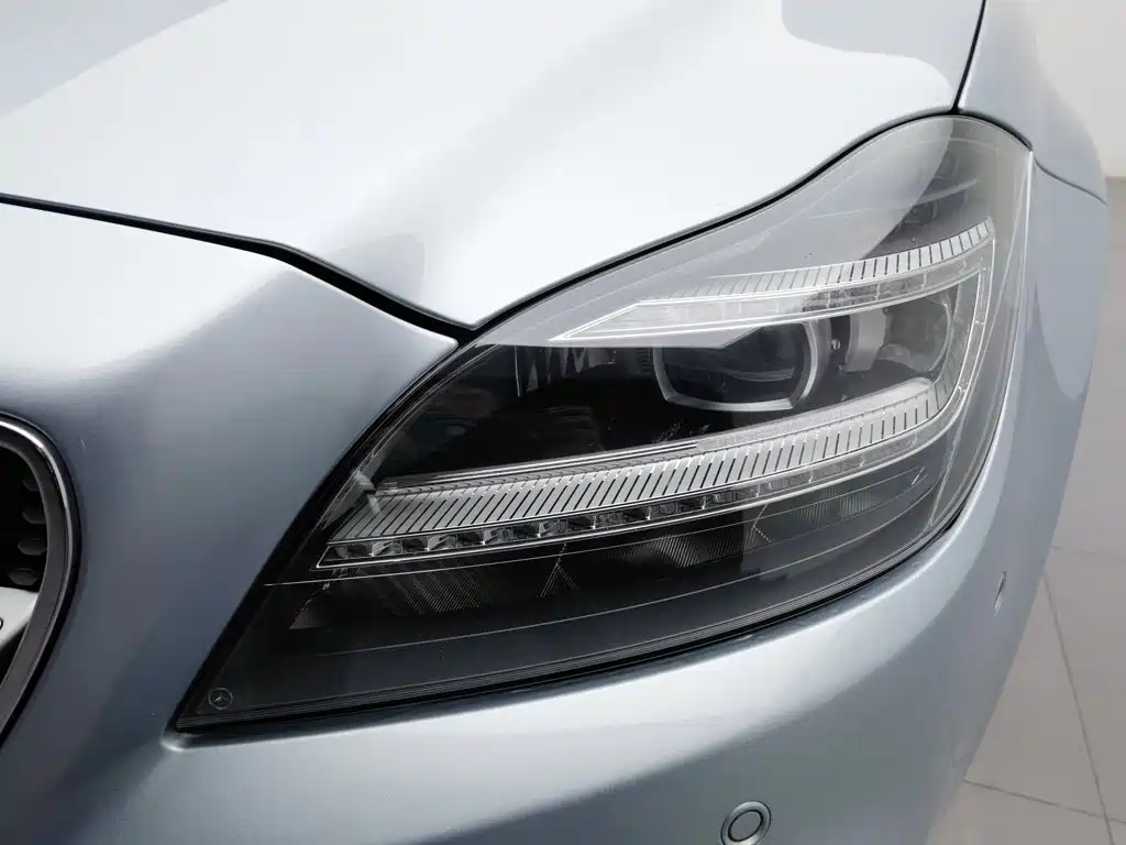 Mercedes-Benz CLS — миниатюра 7