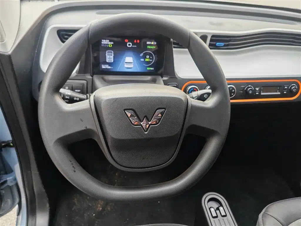 Wuling MINIEV — миниатюра 12