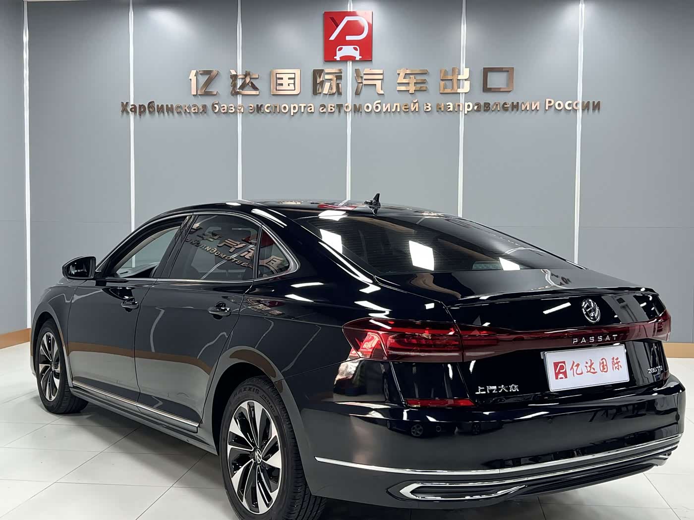 Volkswagen Passat 1.4 л 2023 г. Чёрный, пробег 37000 км