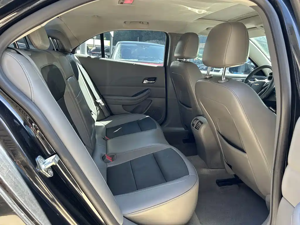 Chevrolet Malibu — миниатюра 5