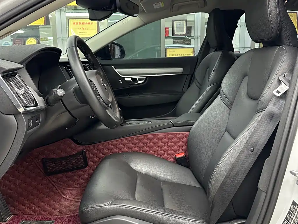 Volvo S90 2020 T5 Luxury