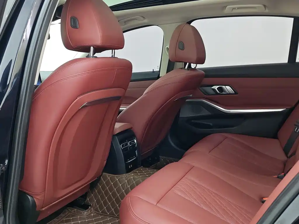 BMW 3 Series — миниатюра 8