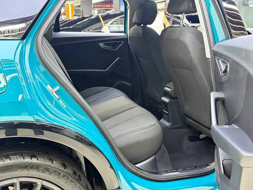 Audi Q2L — миниатюра 10