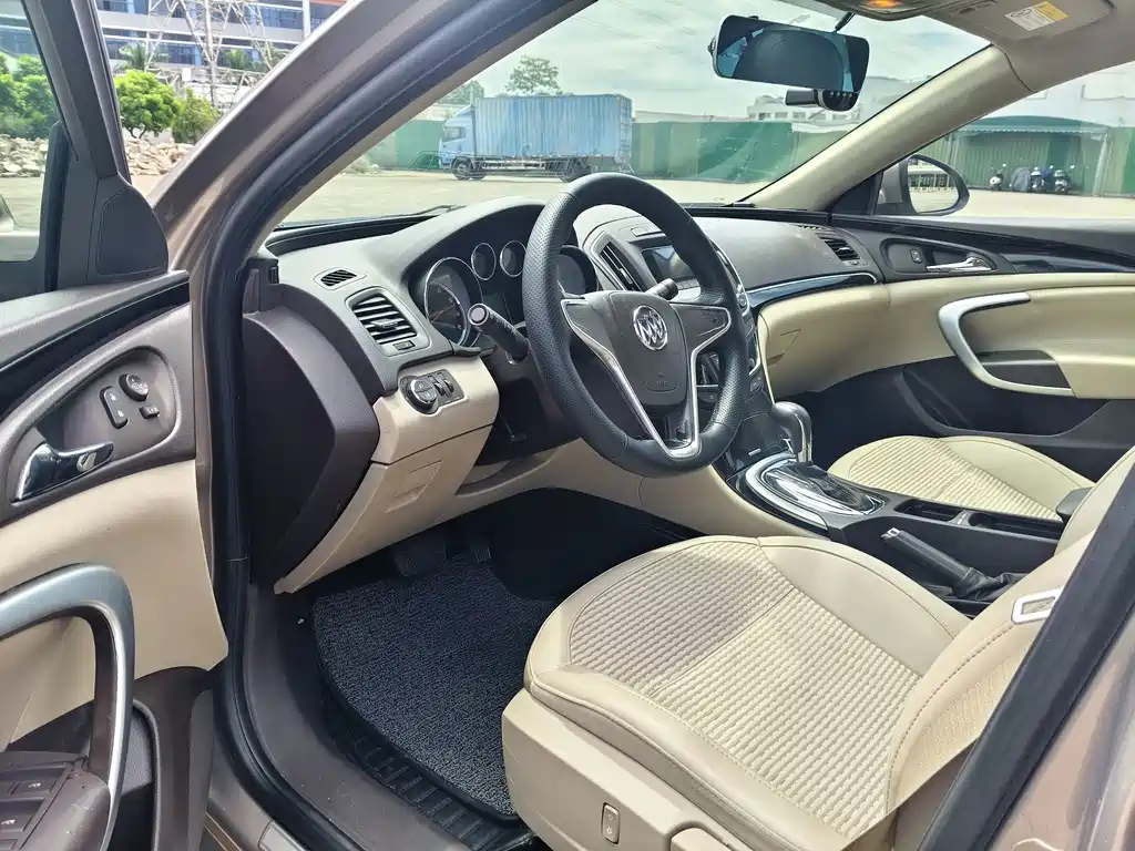 Buick Regal — миниатюра 8