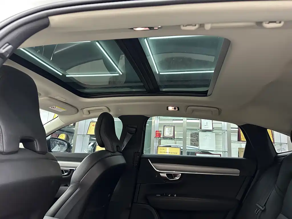 Volvo S90 2020 T5 Luxury