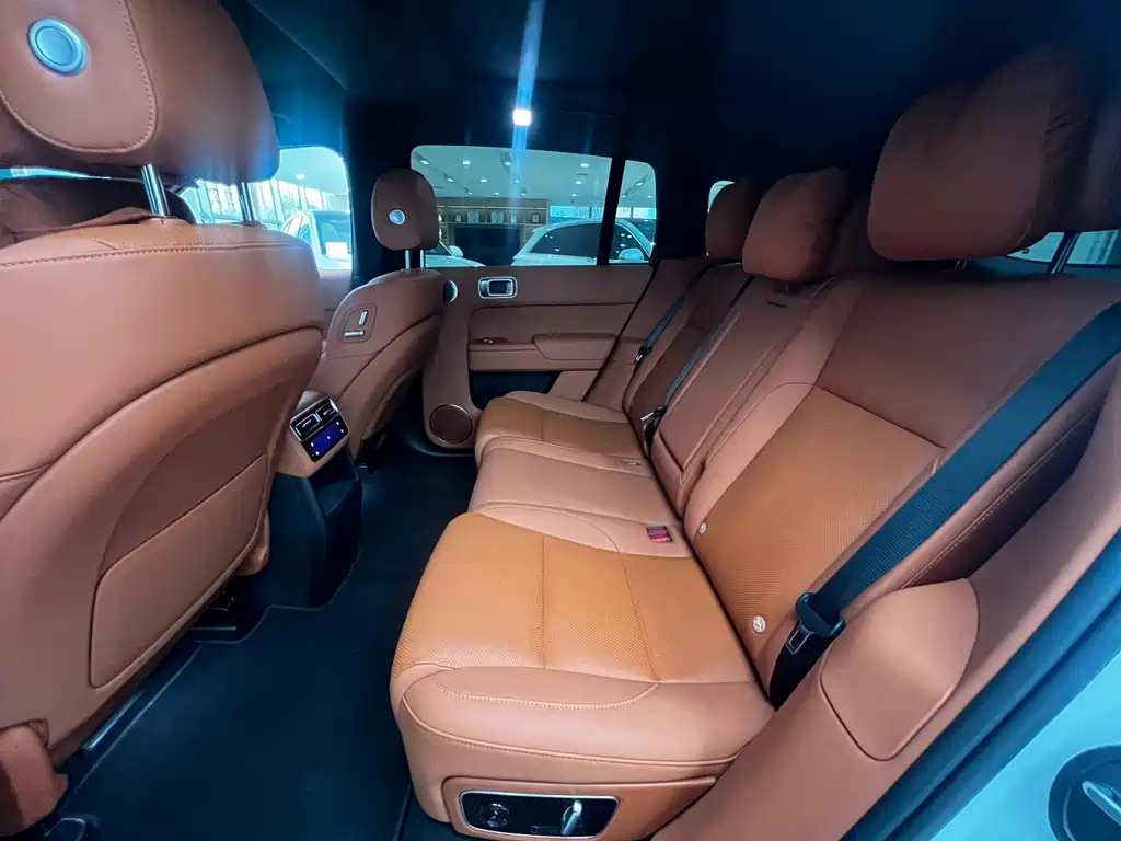 Li Auto Li L6 — миниатюра 8
