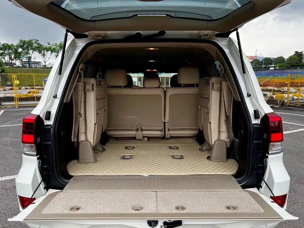 Toyota Land Cruiser — миниатюра 16