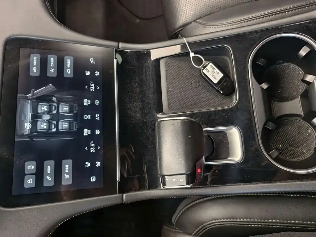 Li Auto Li ONE — миниатюра 13