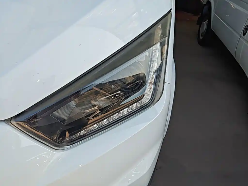 JMC Tesla — миниатюра 24