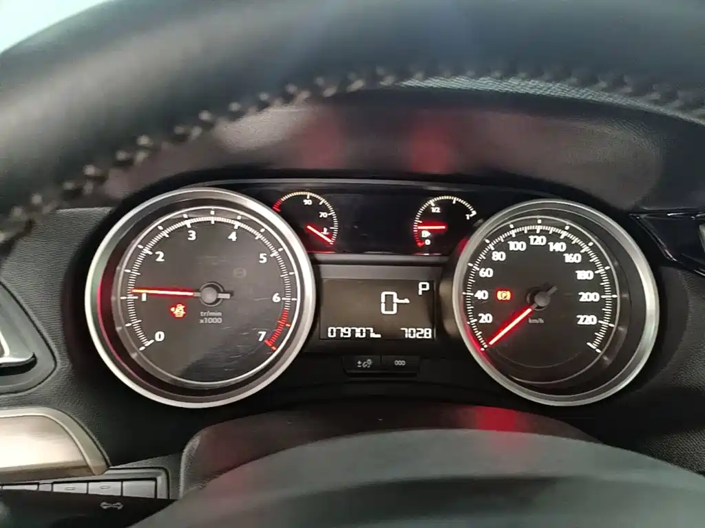Peugeot 408 — миниатюра 12