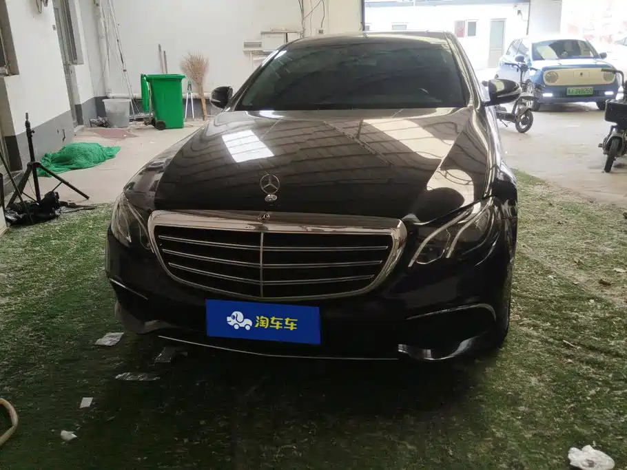 Mercedes-Benz E-Class — миниатюра 2