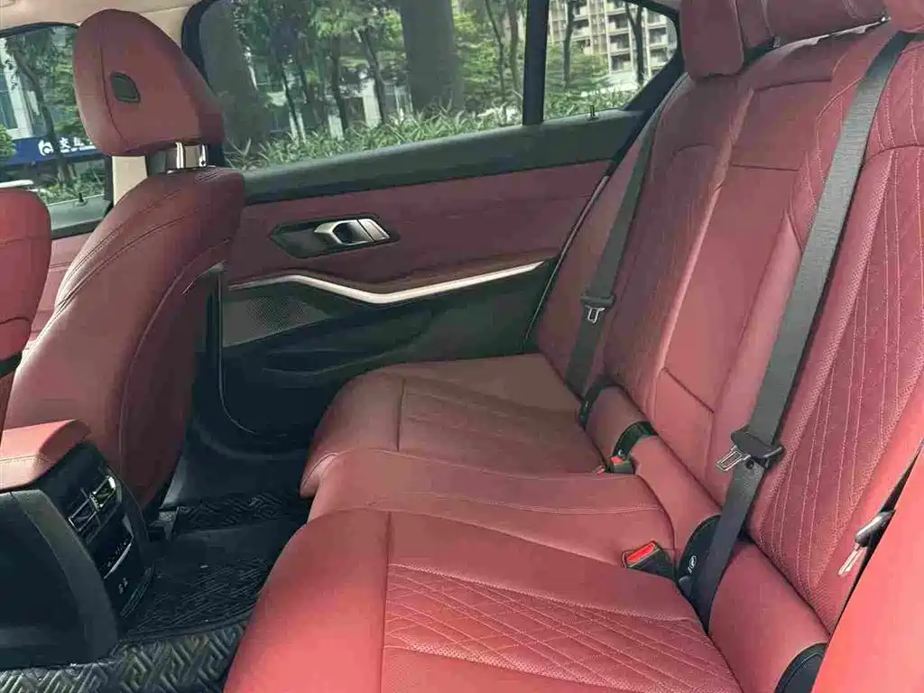 BMW 3 Series — миниатюра 10