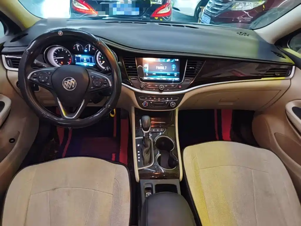 Buick Verano — миниатюра 10