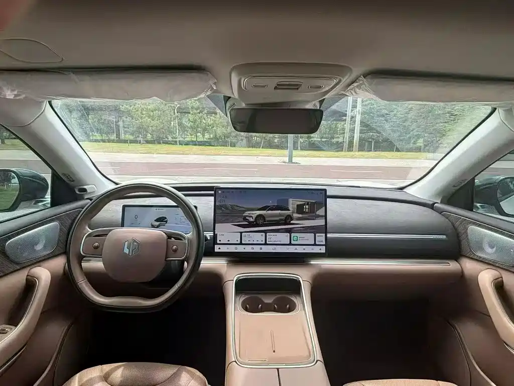 Leapmotor Leapmotor C11 — миниатюра 6