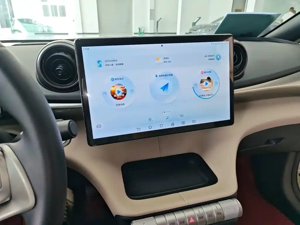 BYD Dolphin — миниатюра 13