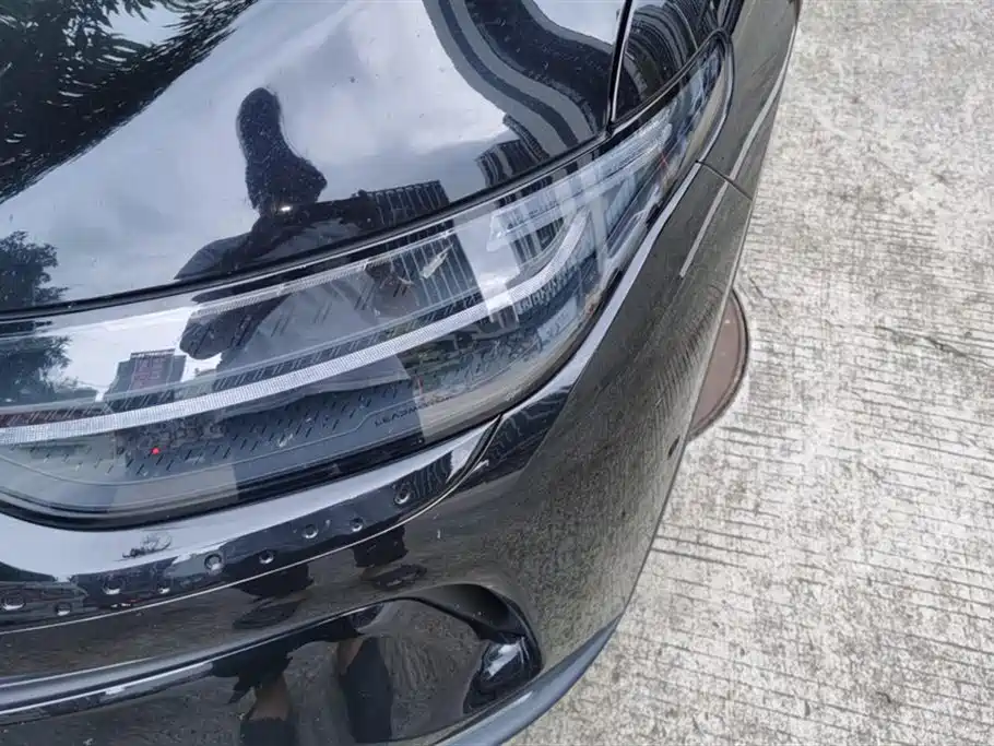 ZERO-RUNNING CAR ZERO RUN C11