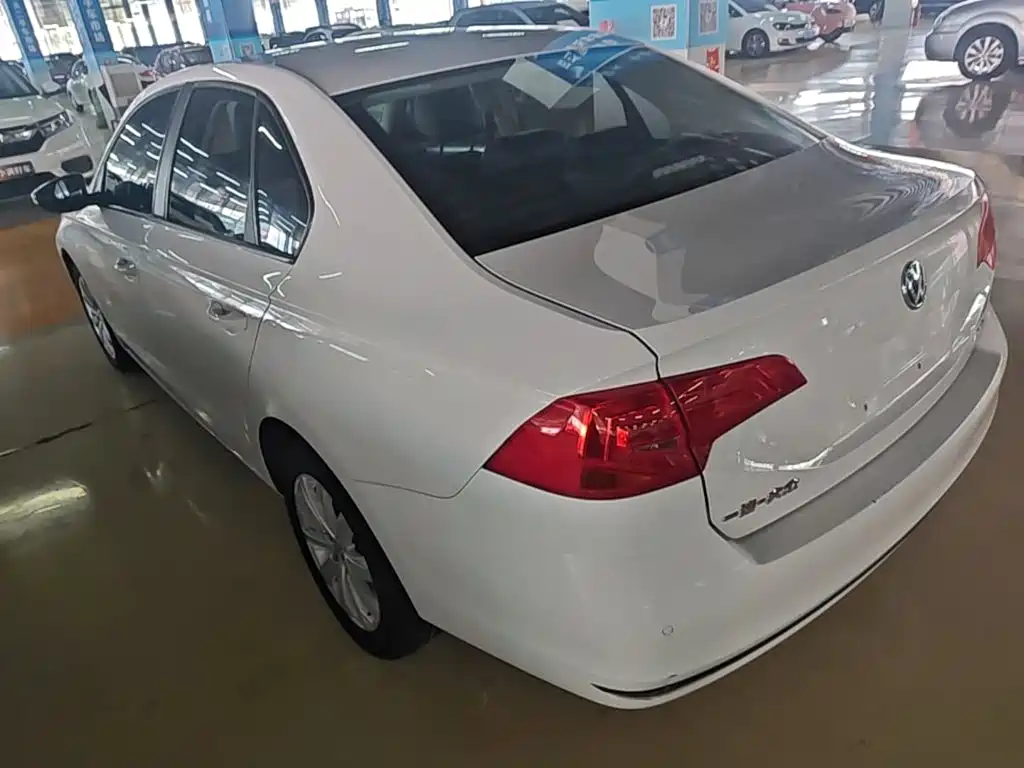 Volkswagen Bora — миниатюра 5