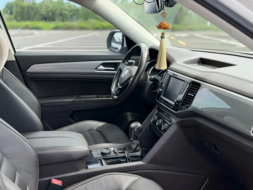 Volkswagen Teramont — миниатюра 15