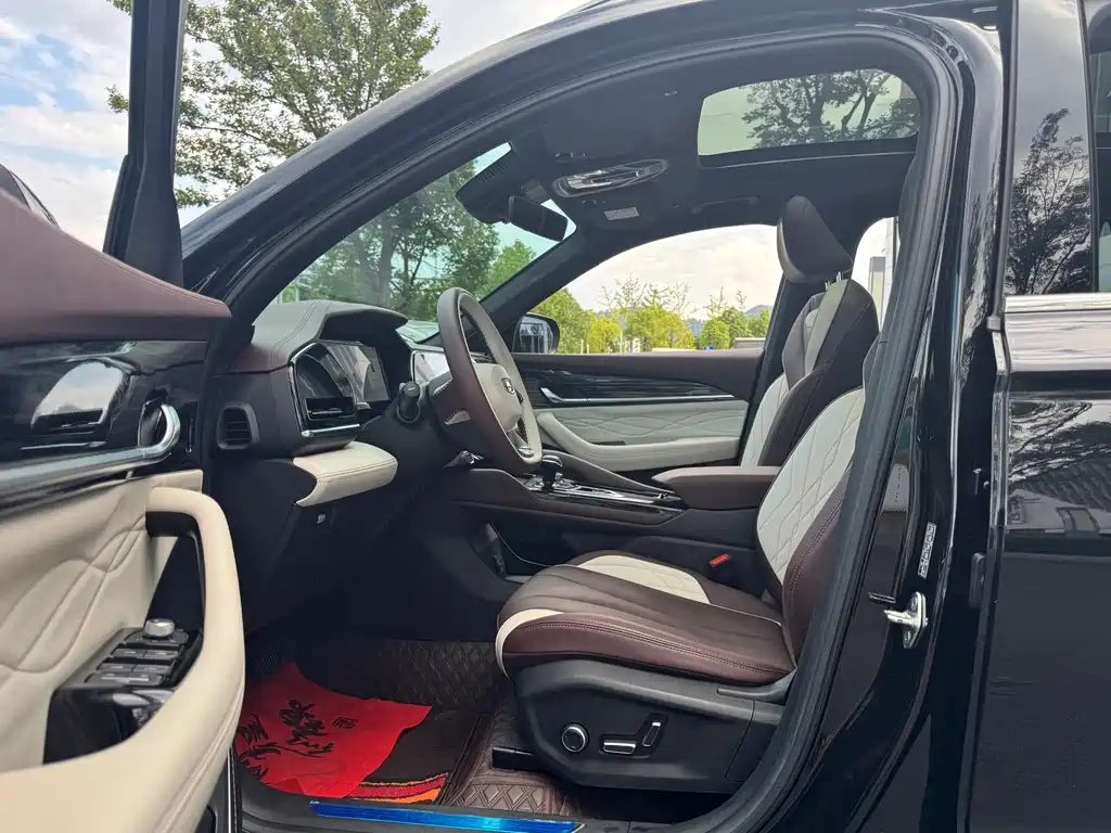 Geely Xingyue L — миниатюра 11