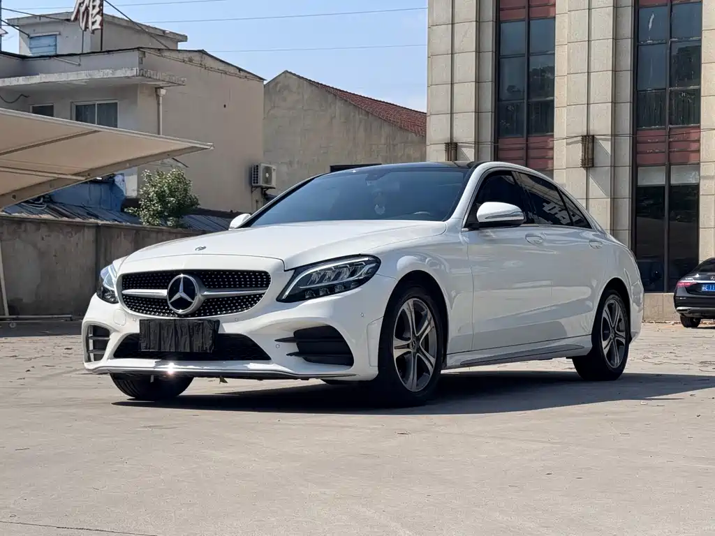 Mercedes-Benz C-Class 2020