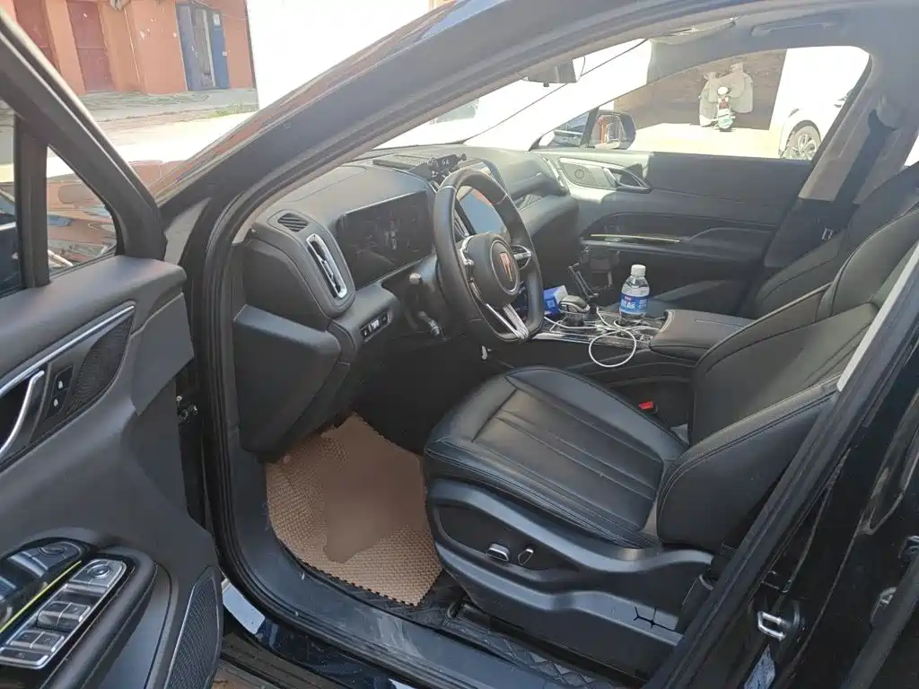 Hongqi Hongqi HS3 PHEV — миниатюра 12