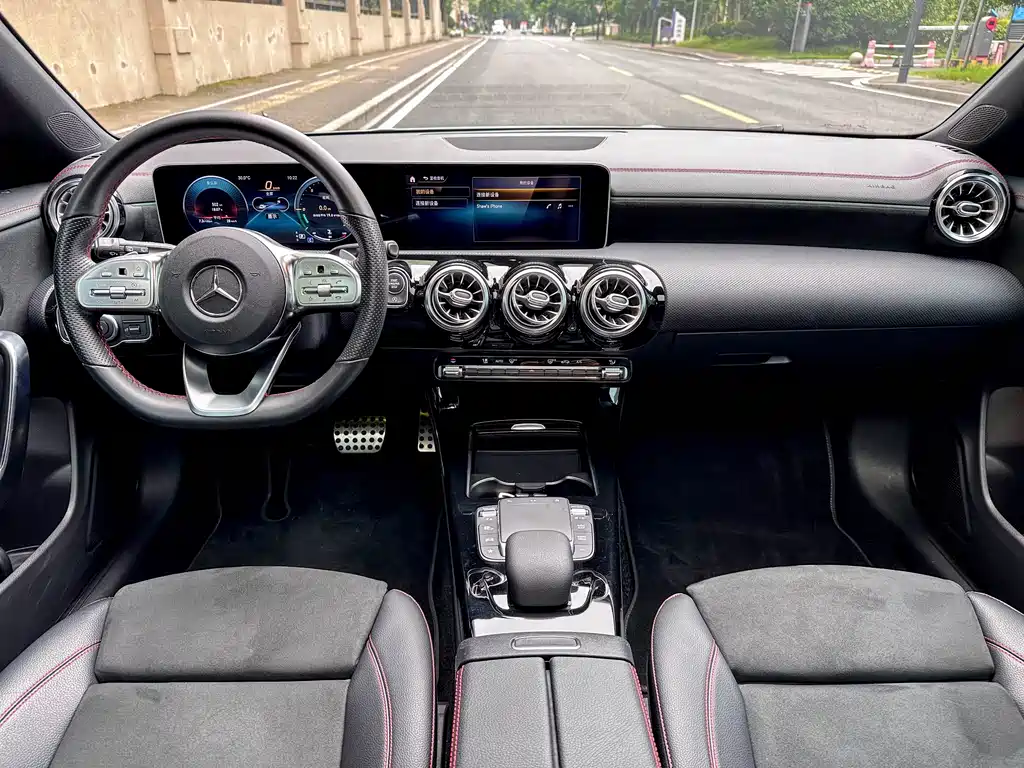 Mercedes-Benz CLA 2020 CLA 200
